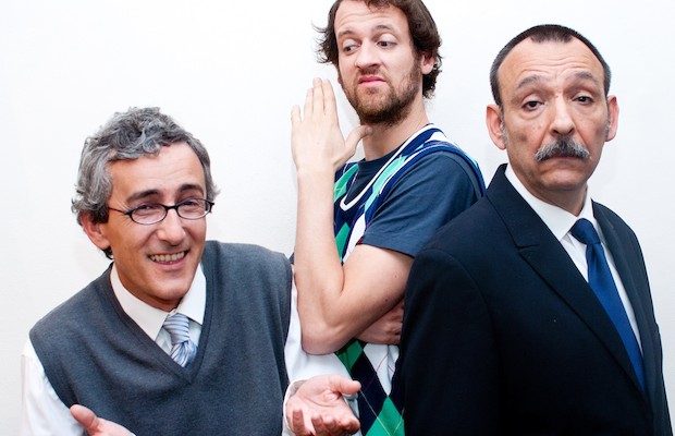 EL SOPAR DELS IDIOTES
Atreveix-te a convida-lo a sopar